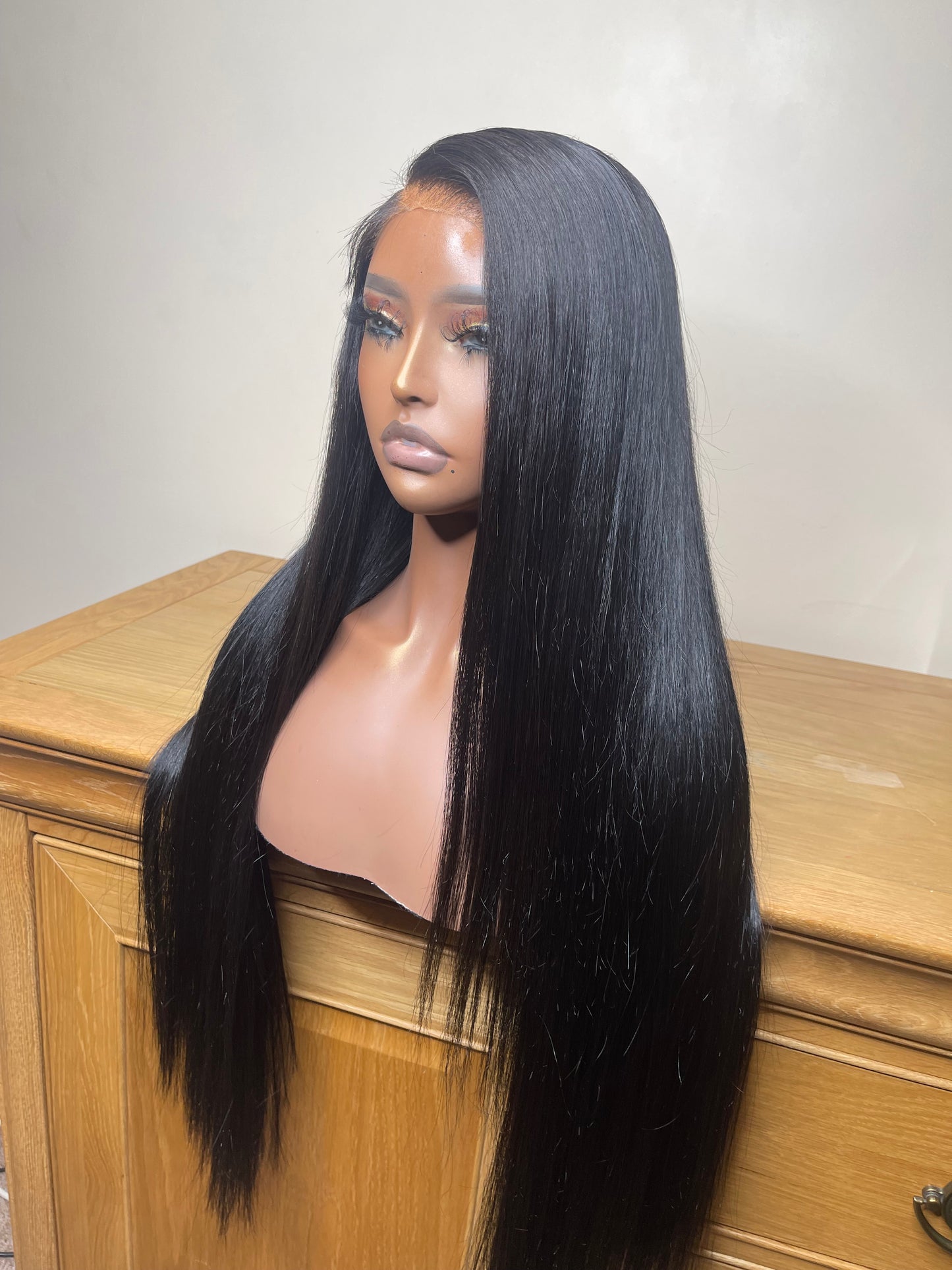 Uncustomise straight HD Frontal wig