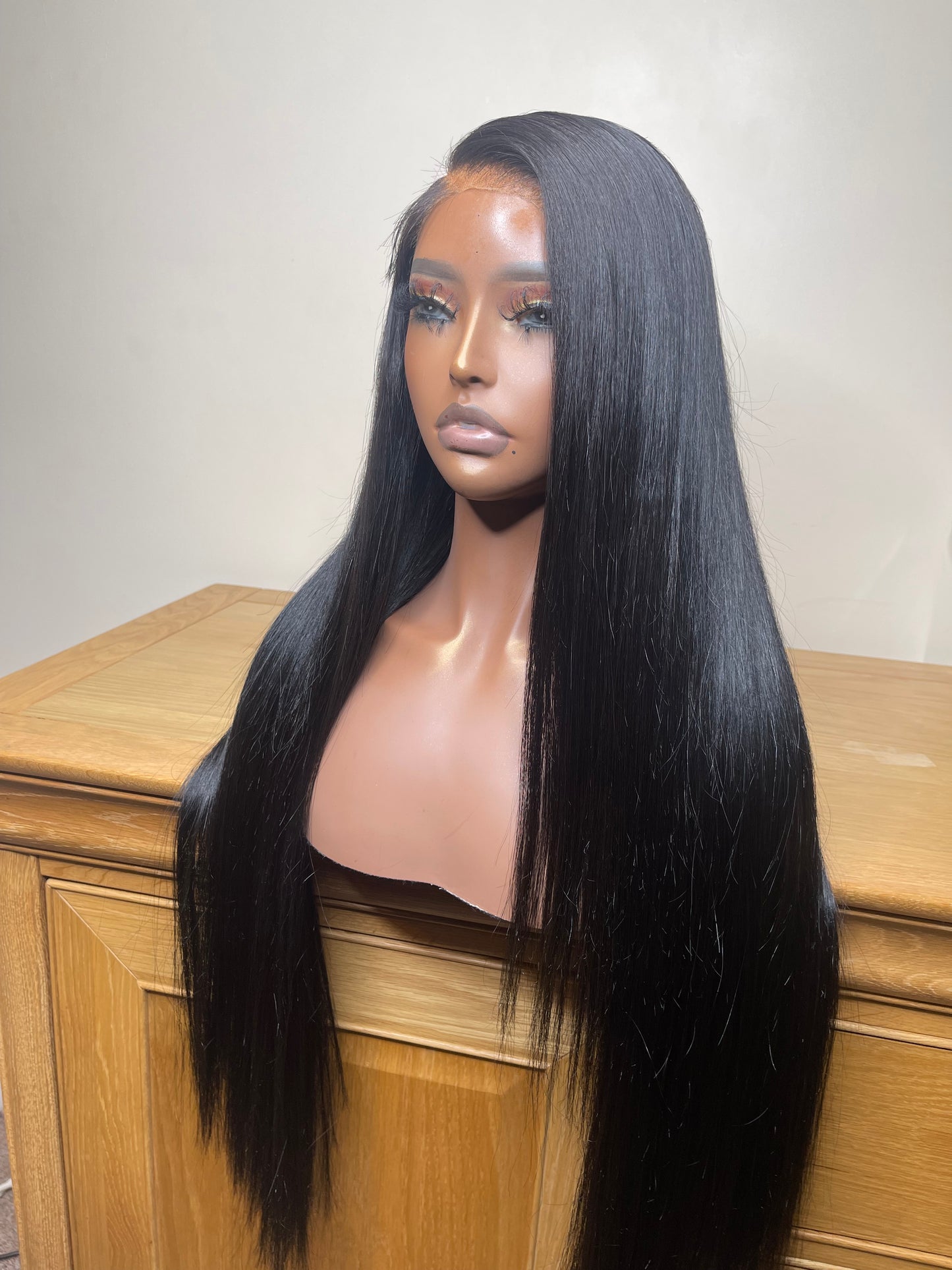 Uncustomise straight HD Frontal wig