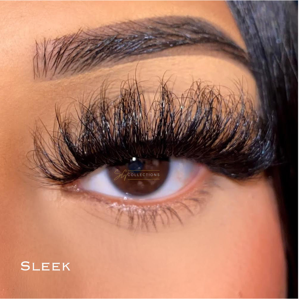 Curly dramatic lashes